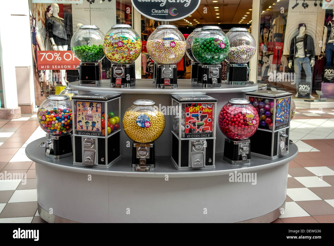 Bubble Gum Maschinen im Einkaufszentrum Stockfoto