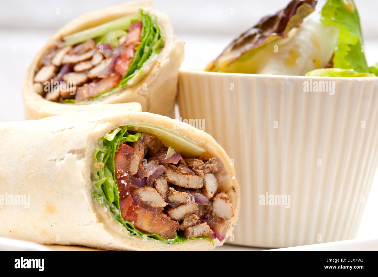 Kafta Shawarma Hühnerroulade Pita Wrap sandwich traditionelle arabische Mitte Osten Essen Stockfoto