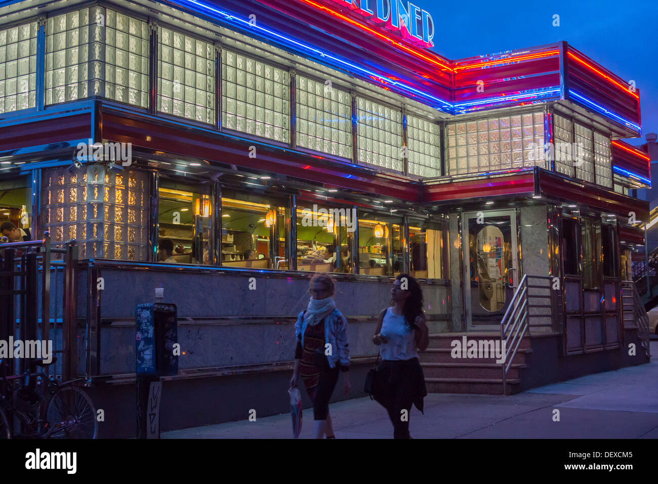 Das Court Square Diner in Long Island City in Queens auf Samstag, 21. September 2013. (© Richard B. Levine) Stockfoto