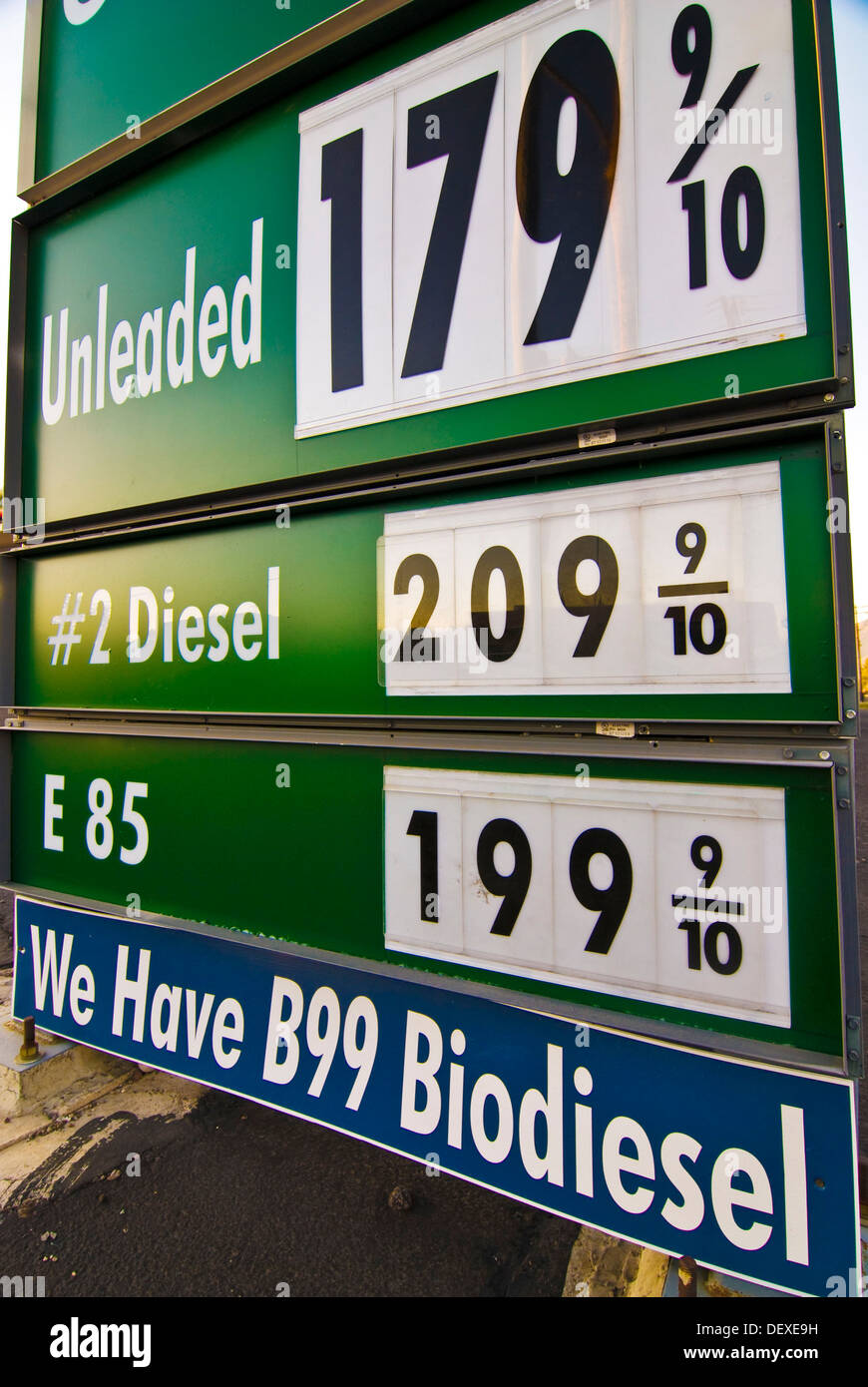 Preis Zeichen an Tankstelle für 85 Ethanol und Biodiesel Kraftstoff für  Automobile, Tucson Arizona Stockfotografie - Alamy