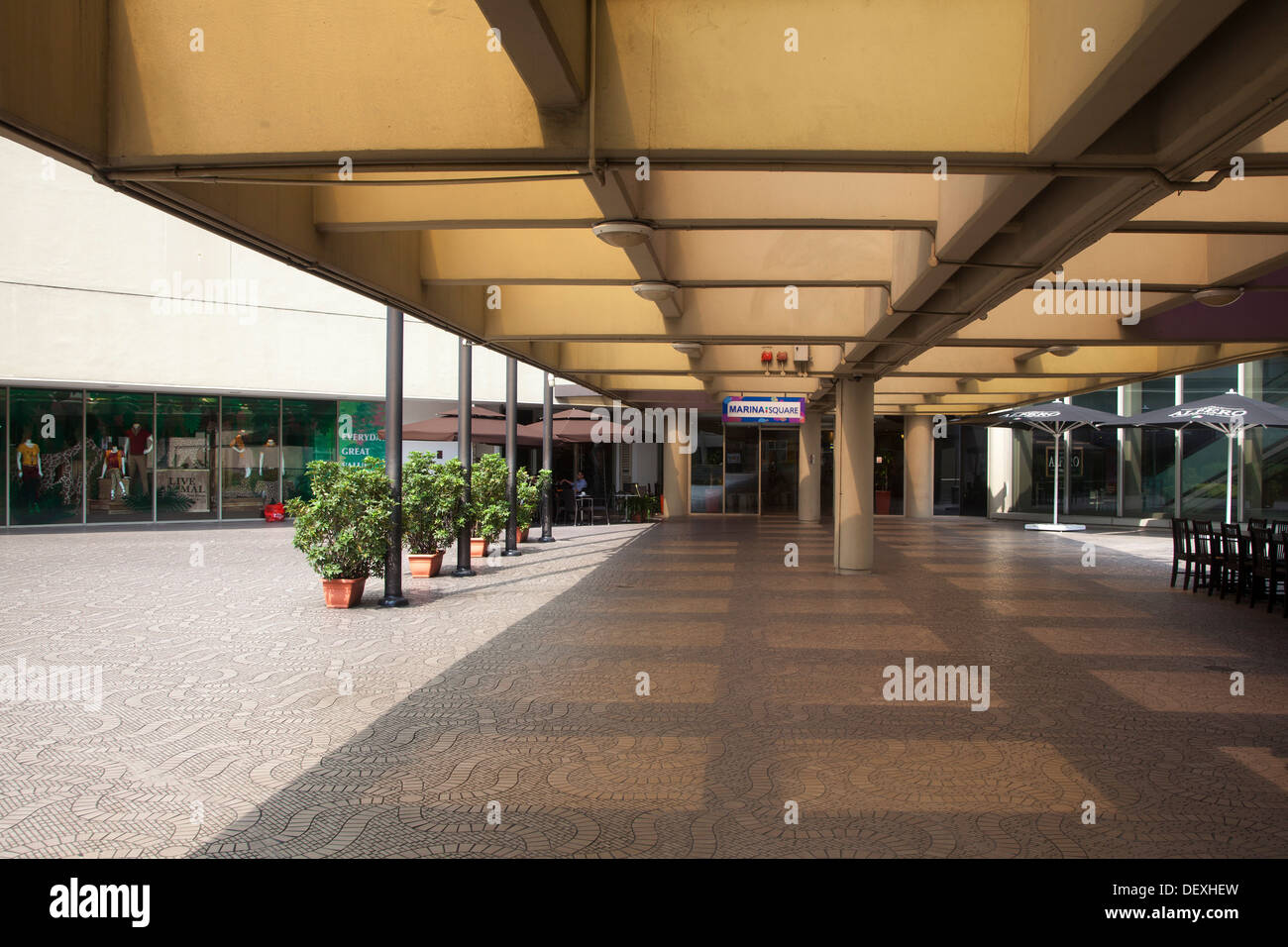 Shopping-Mall Singapur Stadt Asien Strombörse Geld Handel verkaufen kaufen Schatten außerhalb Bereich Handel leere Touristen Attraktion Stockfoto