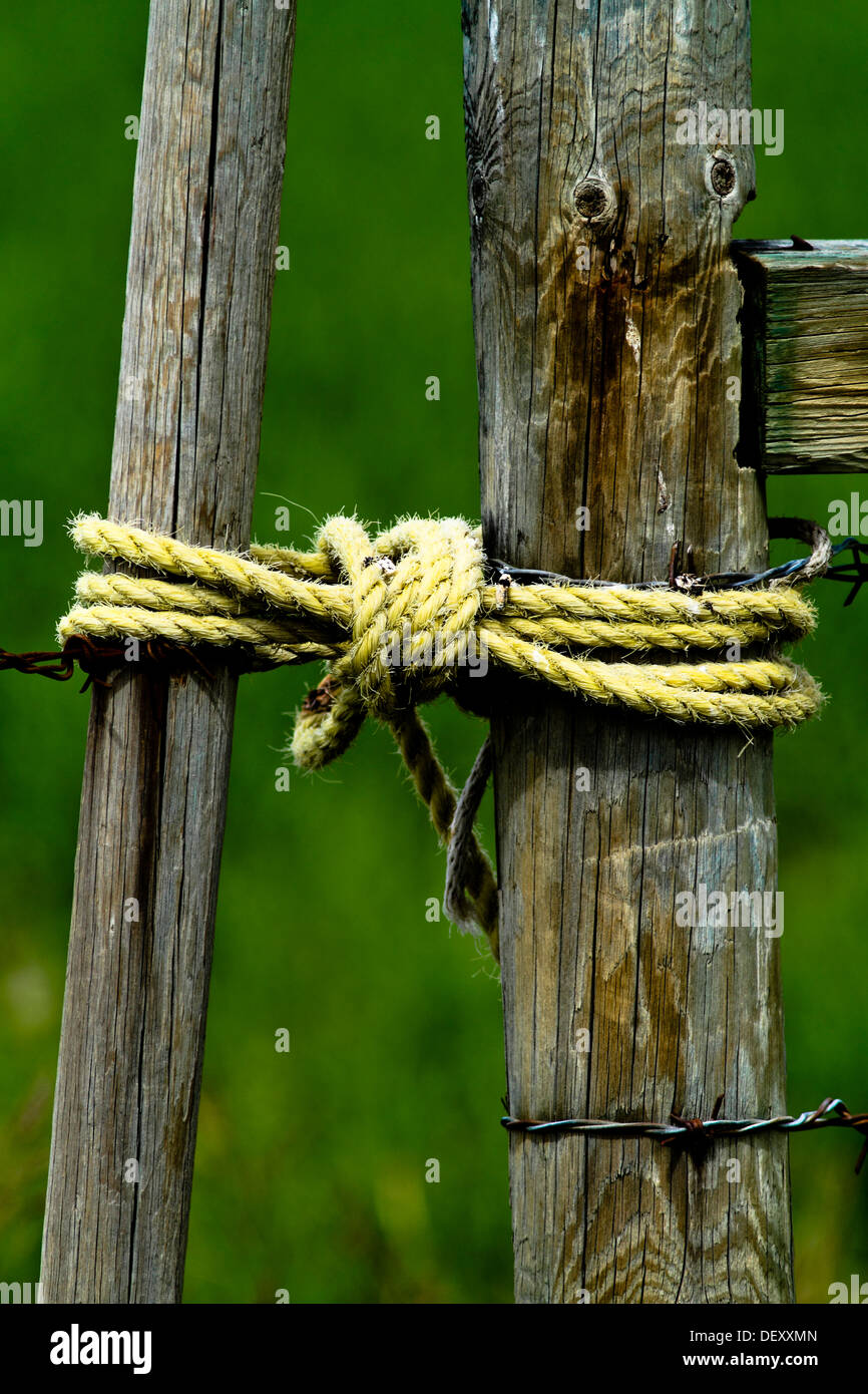 Hölzernes ranch tor Fotos und Bildmaterial in hoher Auflösung Alamy