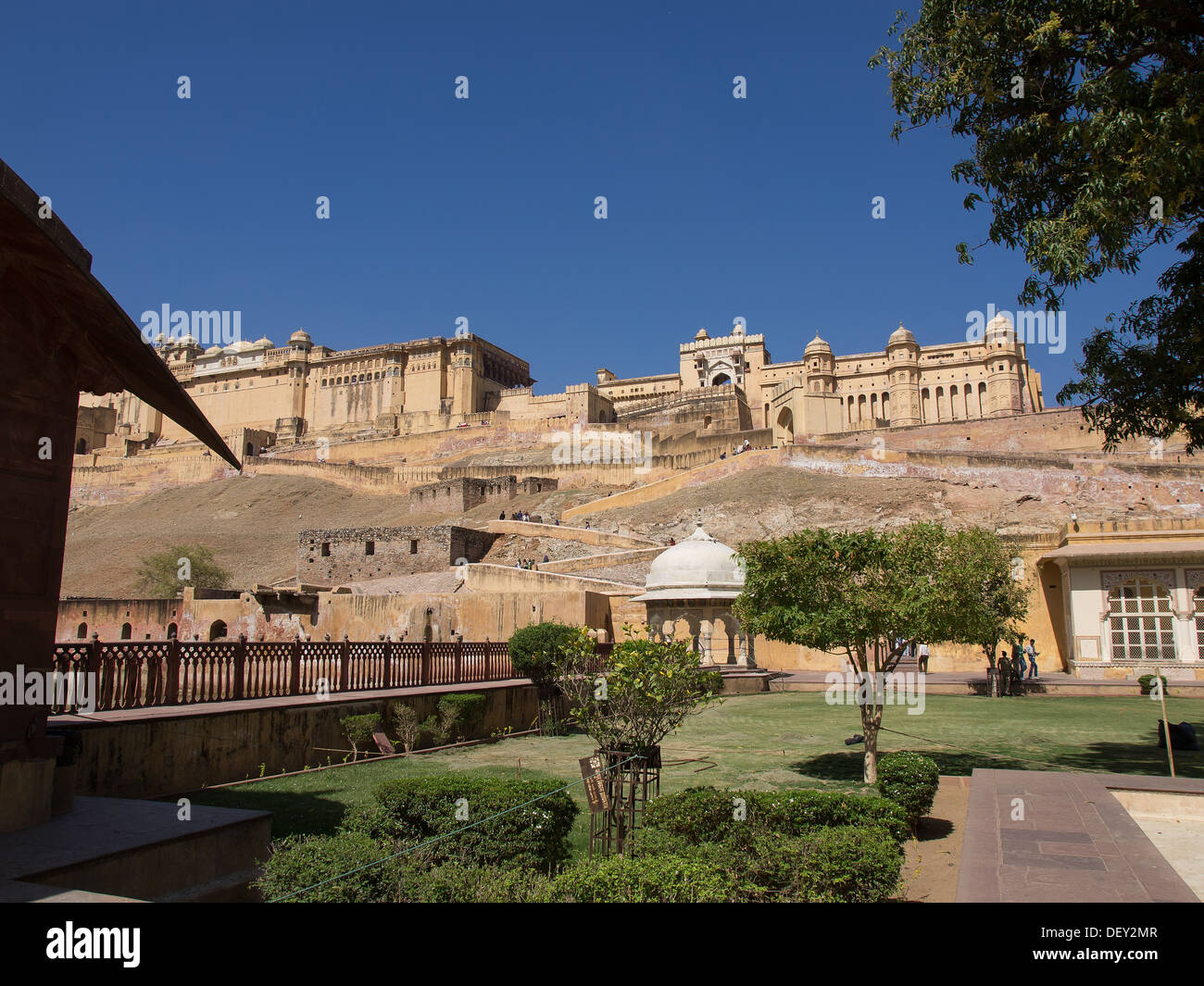 Schöne Amber Fort in Jaipur Stadt in Rajasthan, Indien Stockfoto