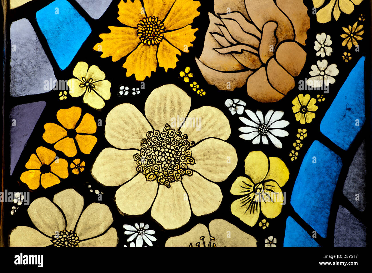Glasmalerei Detail, St. James Church, Kington, Worcestershire, England, UK Stockfoto