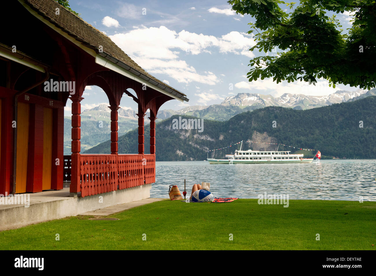 Außenpool, Weggis, Vierwaldstättersee, Kanton Luzern, Schweiz, Europa Stockfoto