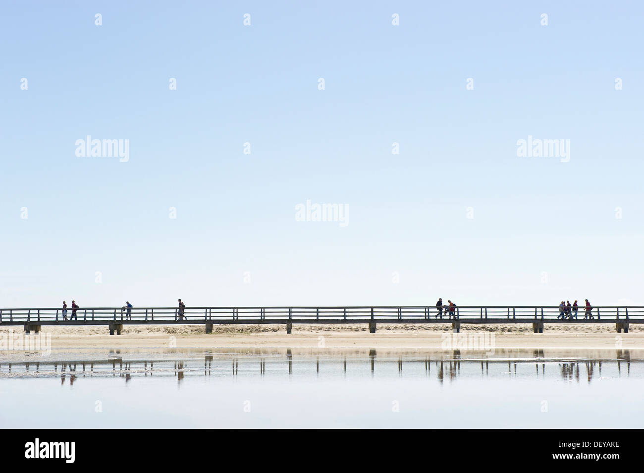 Steg am Strand von St. Peter-Ording, Nordfriesland, Schleswig-Holstein Stockfoto