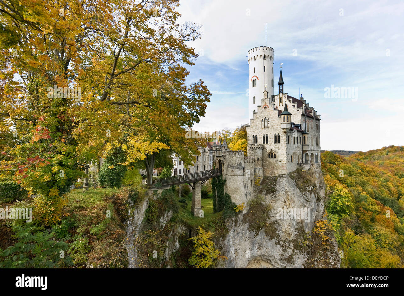 Schloss Schloss Lichtenstein, Honau, Schwäbische Alb, BadenWürttemberg Stockfoto, Bild