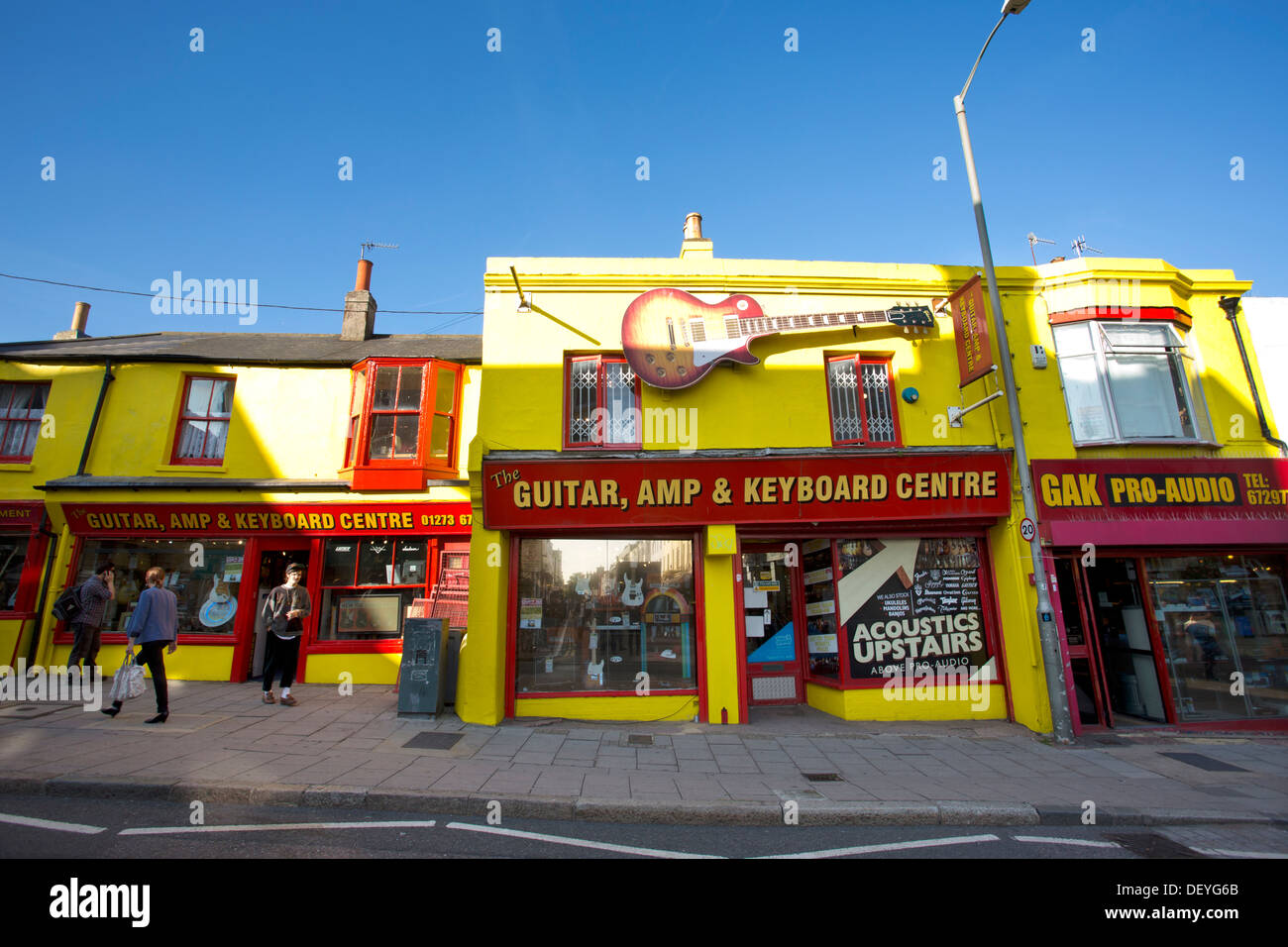 Gitarre, Amp und Tastatur-Center, Nordstraße, Gassen, Brighton, East Sussex, England, UK Stockfoto