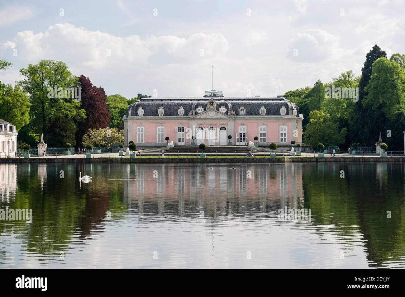 Schloss Benrath Palast und Park Benrath, Düsseldorf, Rheinland, Nordrhein-Westfalen, Deutschland Stockfoto