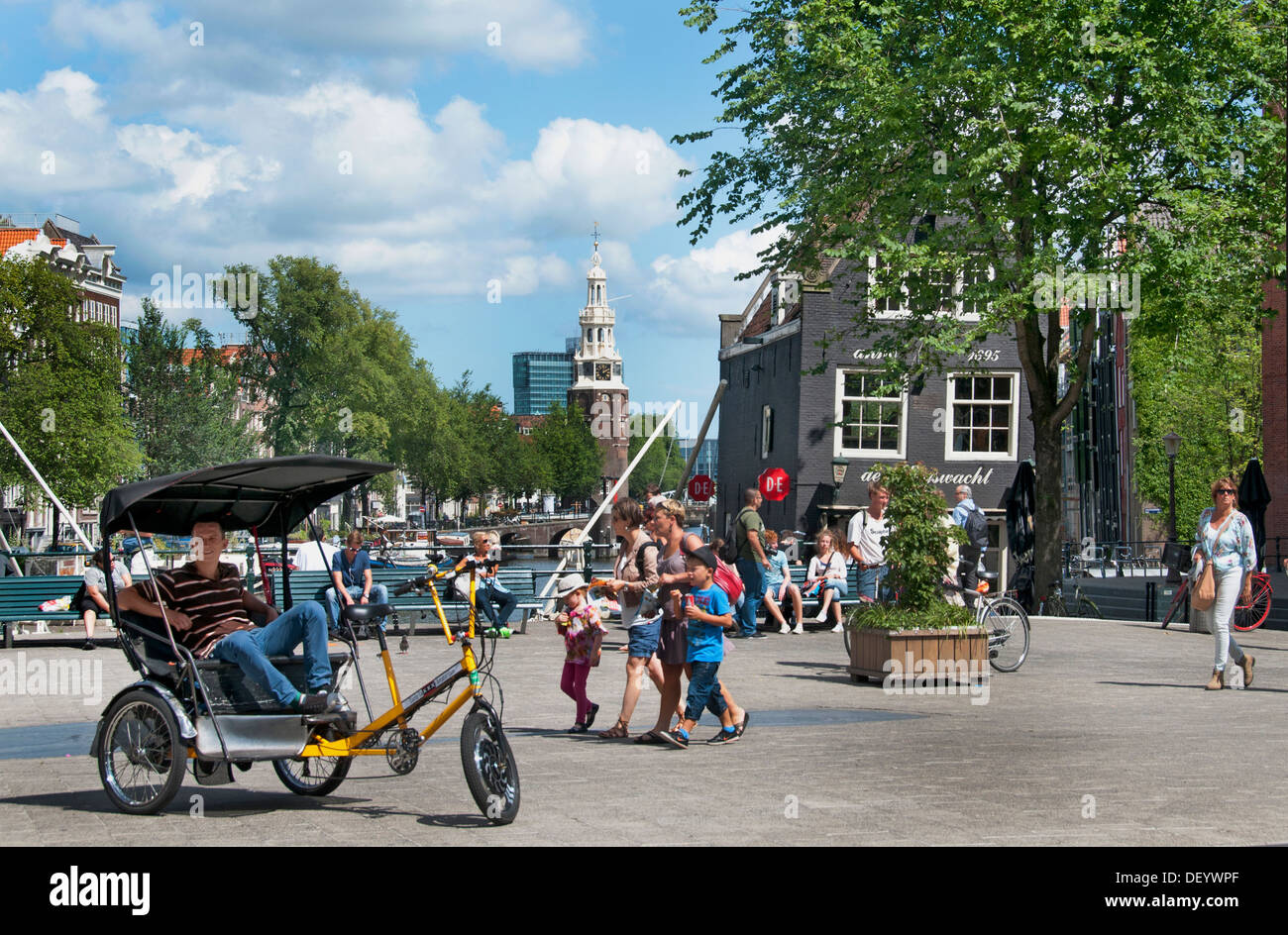 Cafe de Sluiswacht Oudeschans Amsterdam Niederlande Canal Boat House Stockfoto