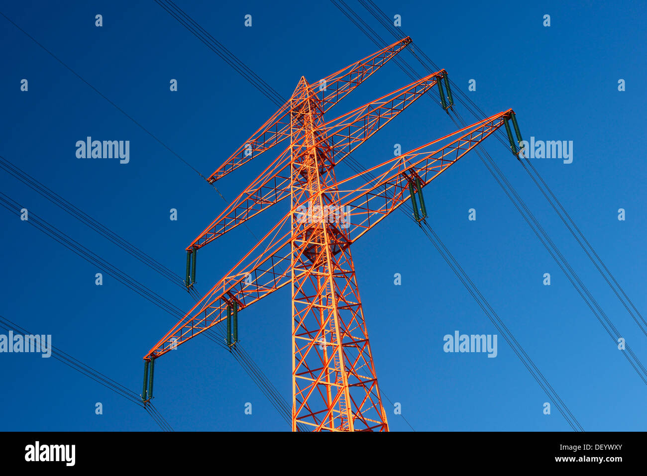 Pylon, Energiewende und Netzausbau Stockfoto