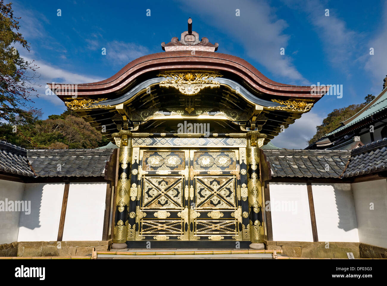 Kencho-Ji-Tempel, Kamakura, Japan. Karamon (China Gate). Stockfoto