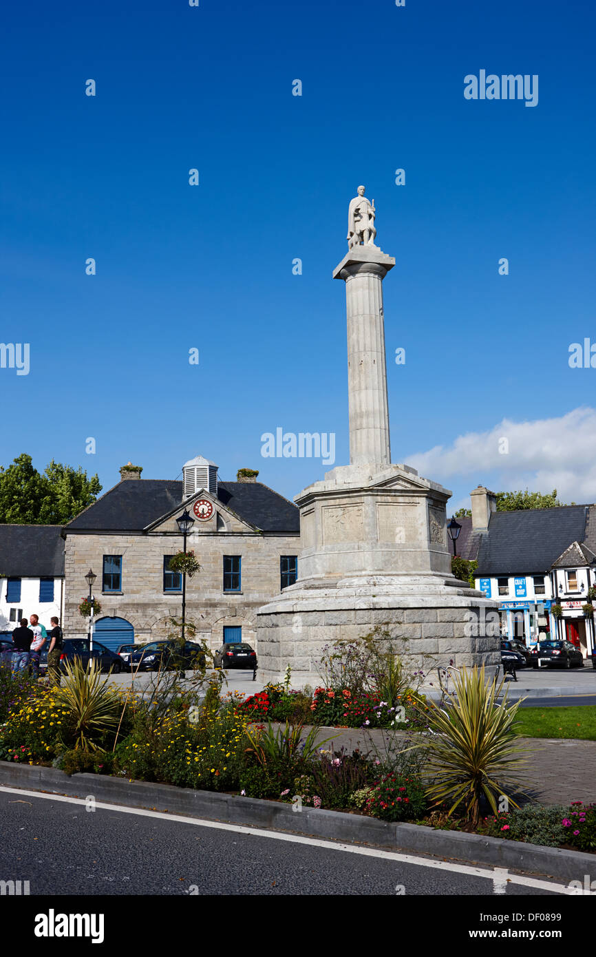 das Oktogon mit Statue des Hl. Patrick Irland Westport county Mayo Stockfoto