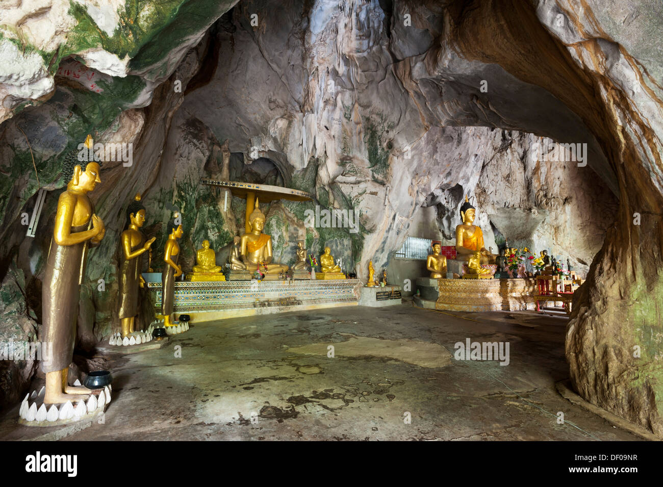 Statuen und Skulpturen in der Buddha Höhle, Mae Cham, Provinz Chiang Rai, Nord-Thailand, Thailand, Asien Stockfoto