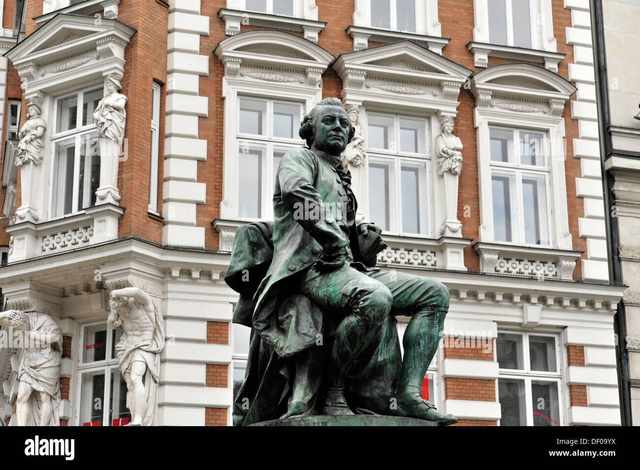 Denkmal von Fritz Schaper, GOTTHOLD EPHRAIM LESSING, 1729-1781, gebaut im Jahre 1881, Gaensemarket-Platz, Hamburg Stockfoto