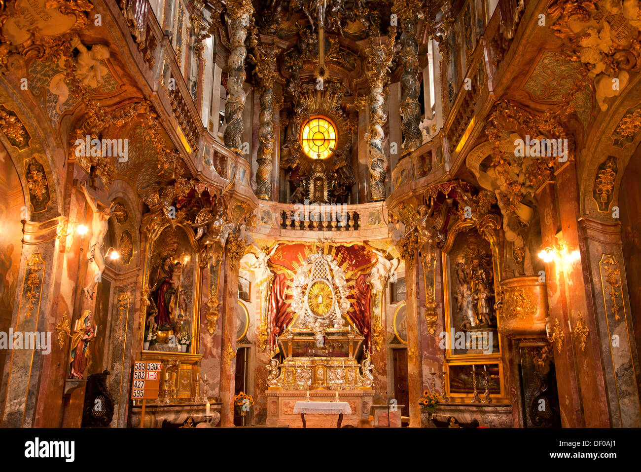 Innere des späten Barock St. Johann Nepomuk oder der Asamkirche in München, Bayern, Deutschland Stockfoto