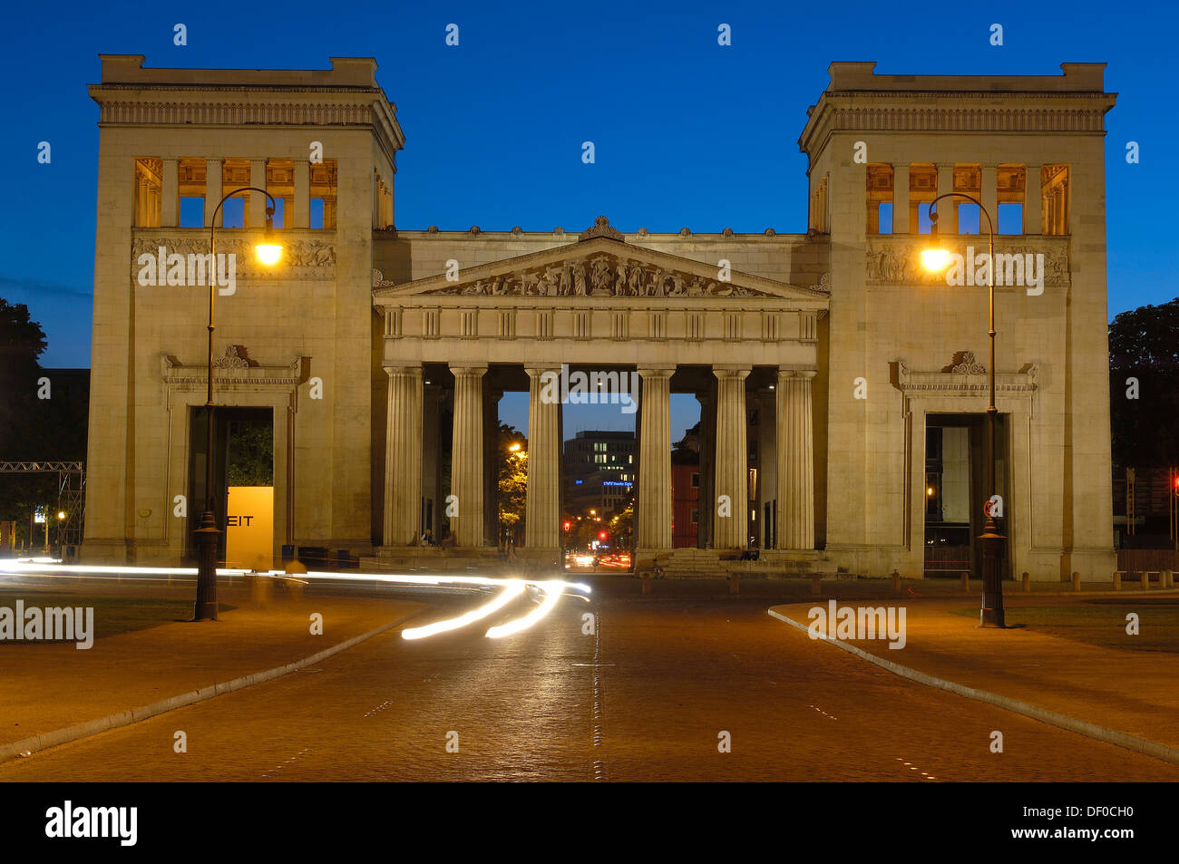 München, Propyläen, Pinakothek, King es Square, Bayern, Deutschland. Stockfoto