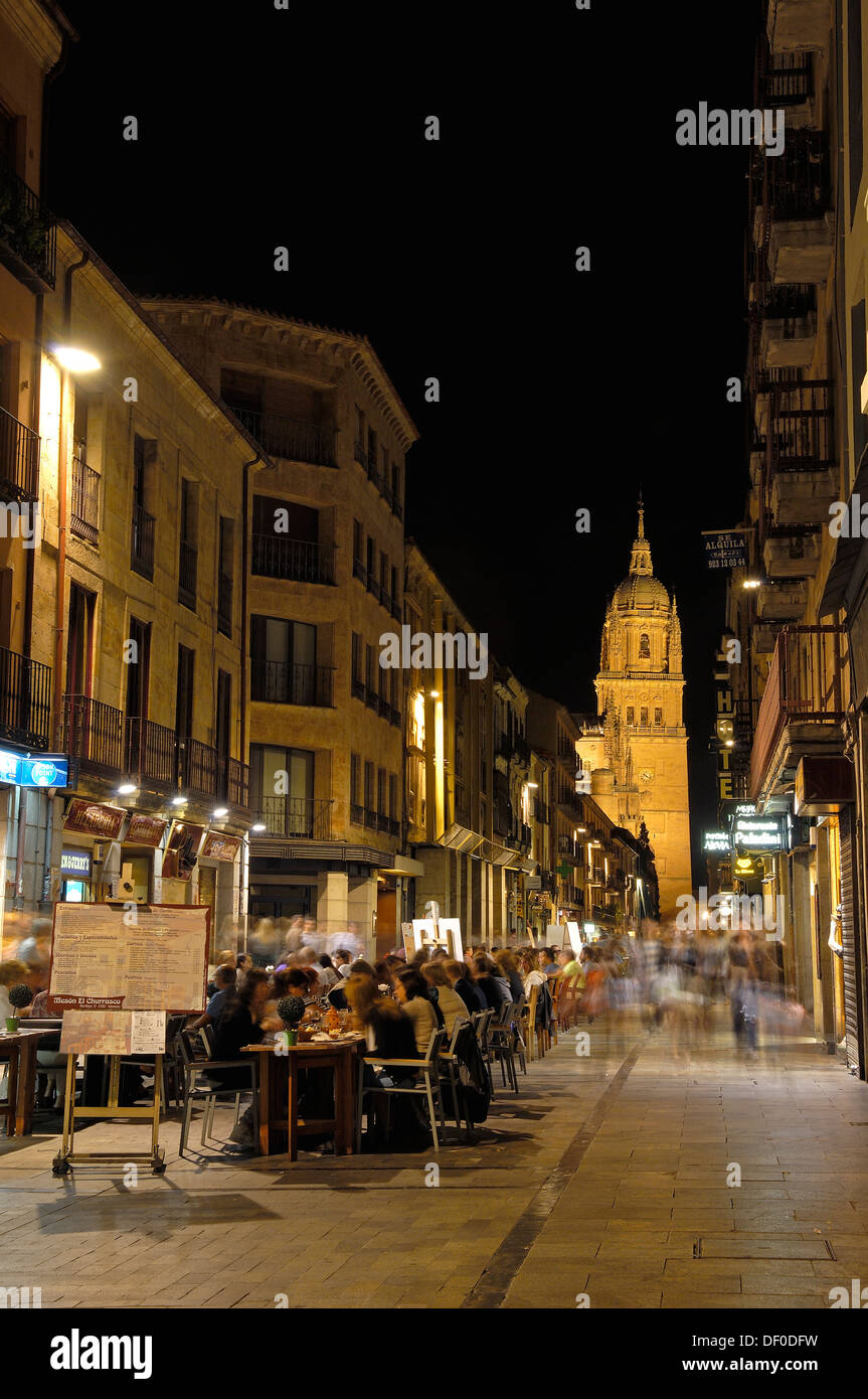 Salamanca, Rua Mayor Straße, Via De La Plata, Calle De La Rua Mayor, Kastilien-León, Spanien. Stockfoto