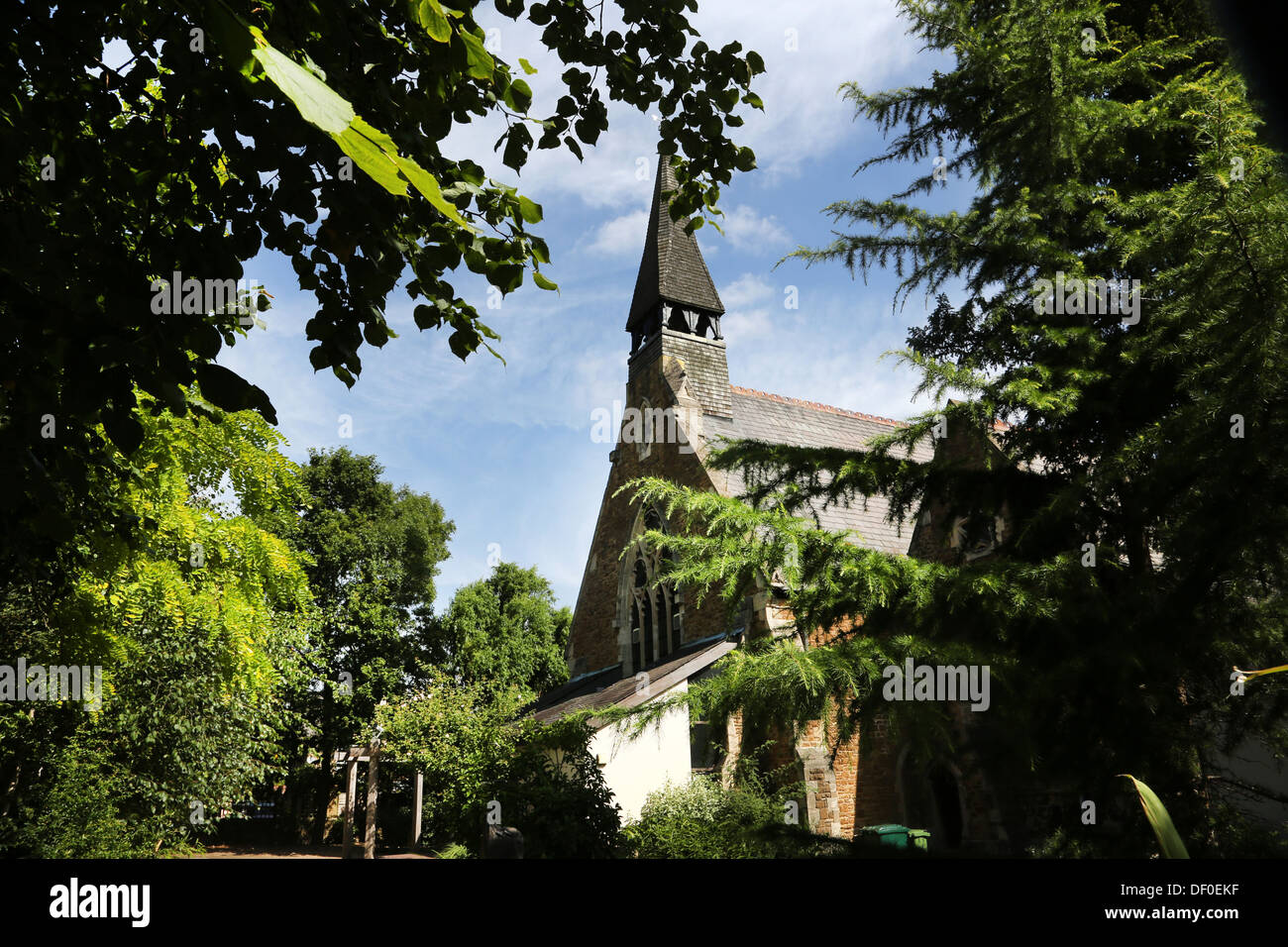 Kirche der Heiligen Dreifaltigkeit von Wimbledon London England Stockfoto