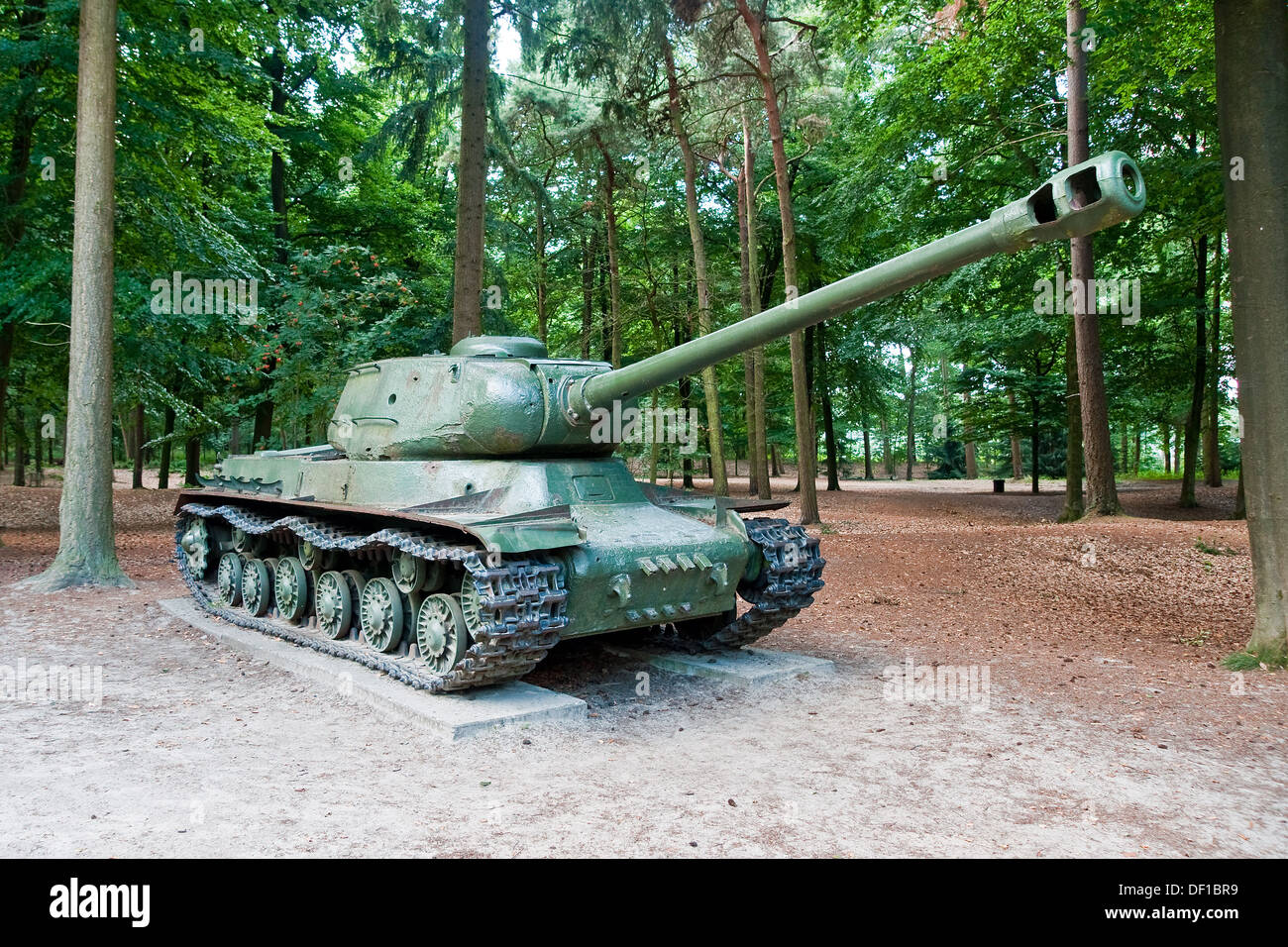 Dem zweiten Weltkrieg sowjetische T-34-85 Tank erhalten bei Overloon Kriegsmuseum, Niederlande Stockfoto