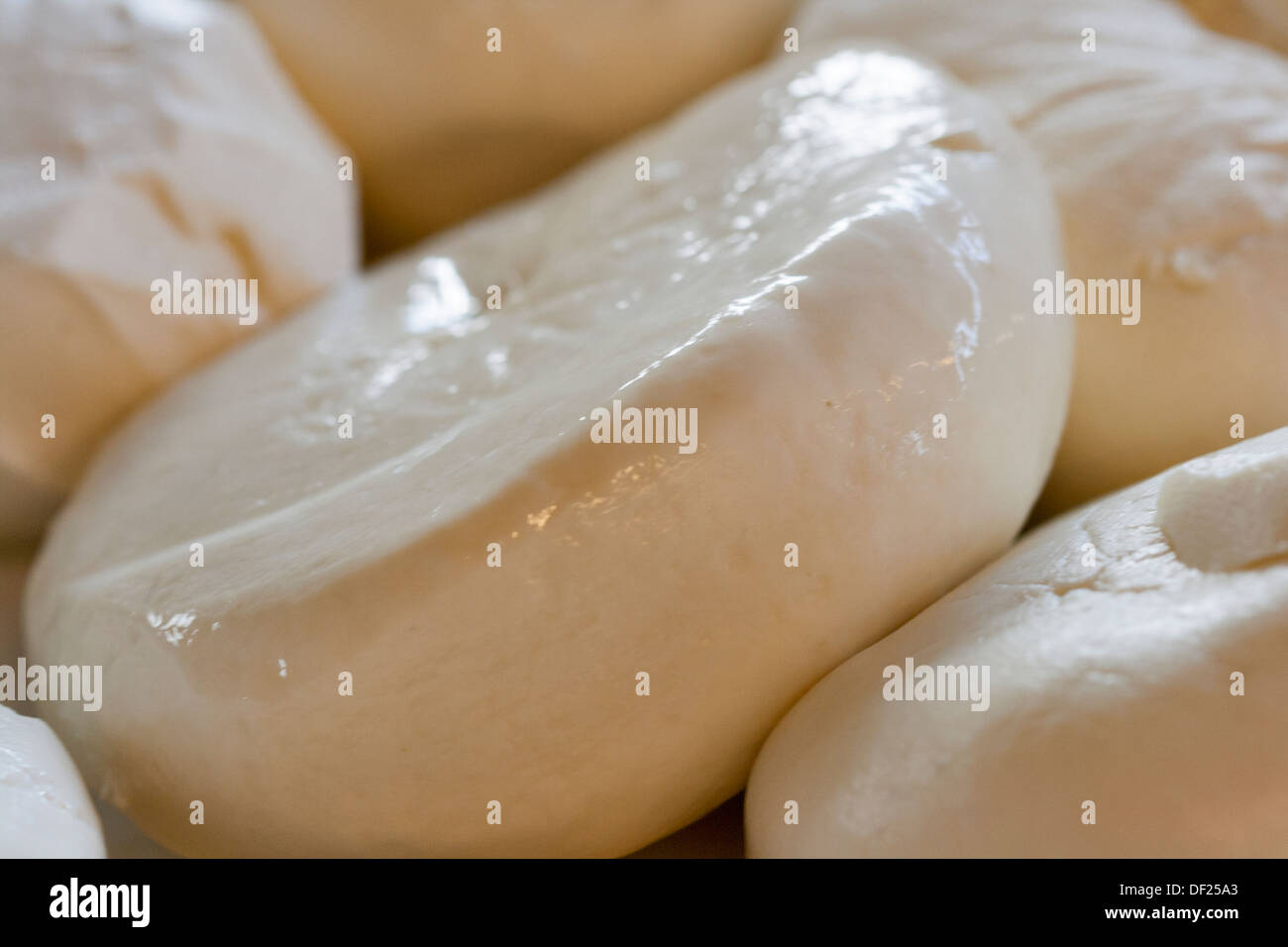 Frischer Mozzarella Stücke Closeup Hintergrund Stockfoto