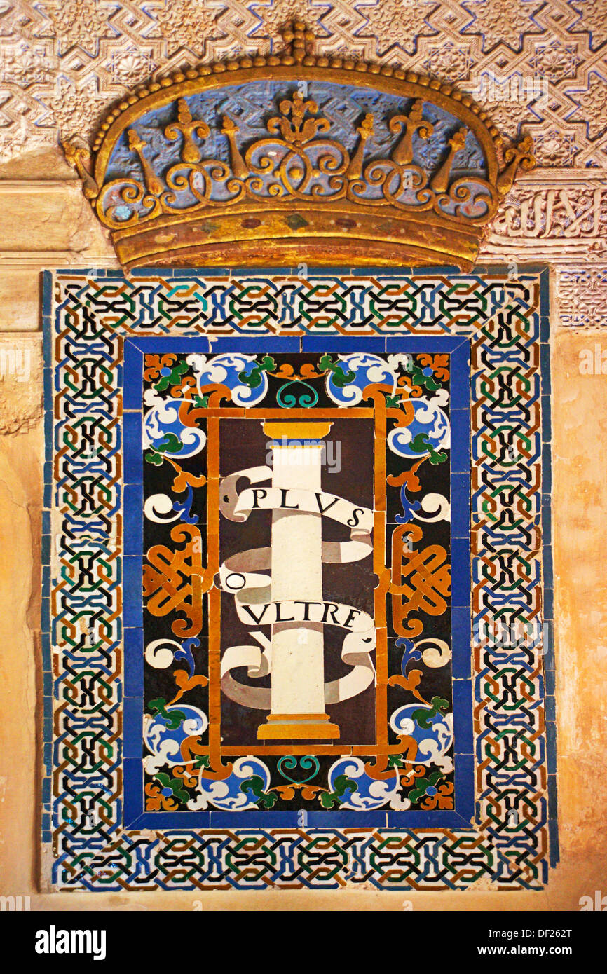 ´Plus Ultra´ persönliches Motto von Charles V, Alhambra, Granada, Andalusien, Spanien Stockfoto