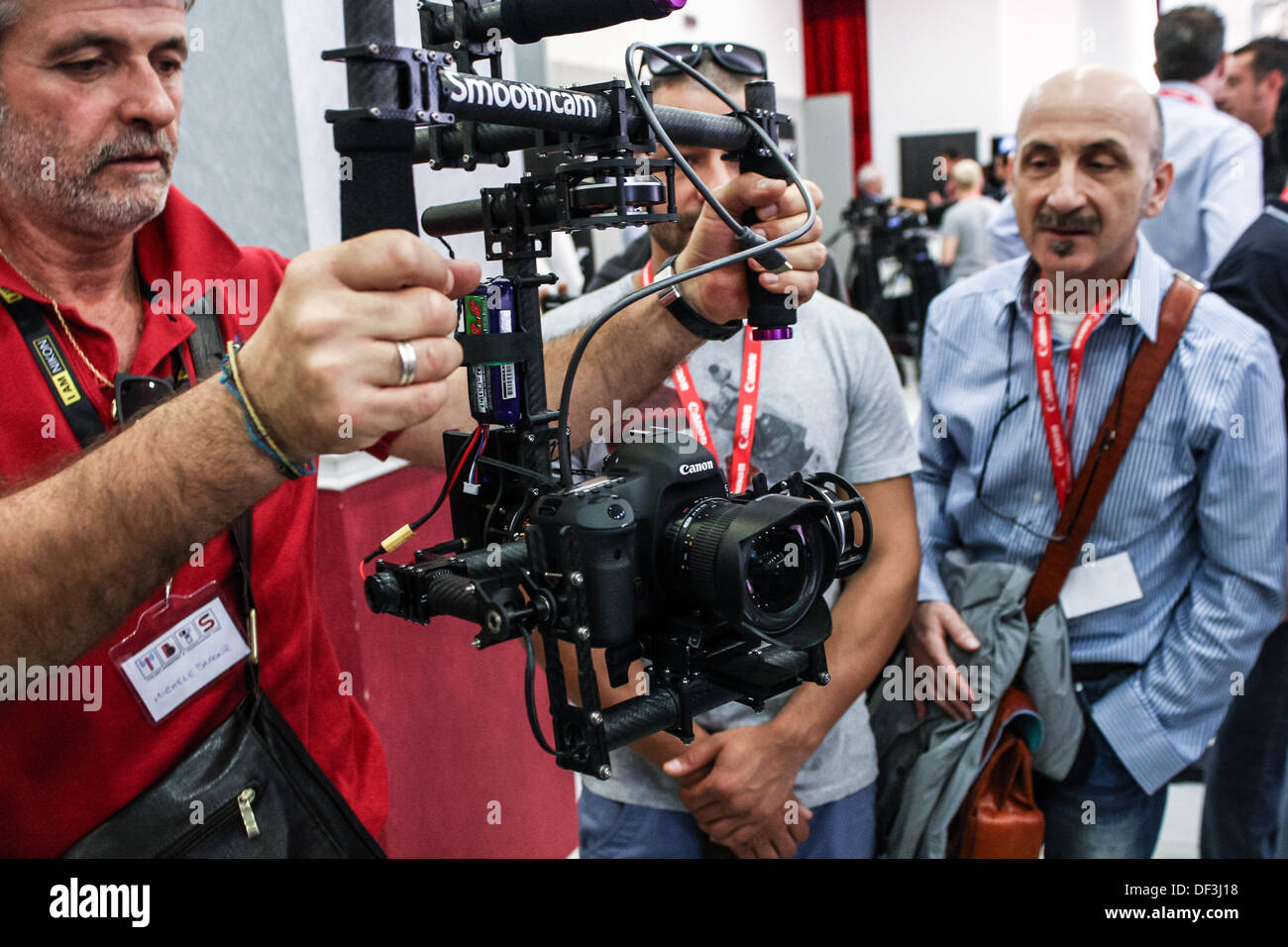 Bologna, Italien. 27. September 2013. IBTS italienischen Sendetechnik & Show, Canon und Nikon Kino News in Bologna, Italien am Sep 27, 2013. Bildnachweis: Valerio Agolino/Alamy Live-Nachrichten Stockfoto