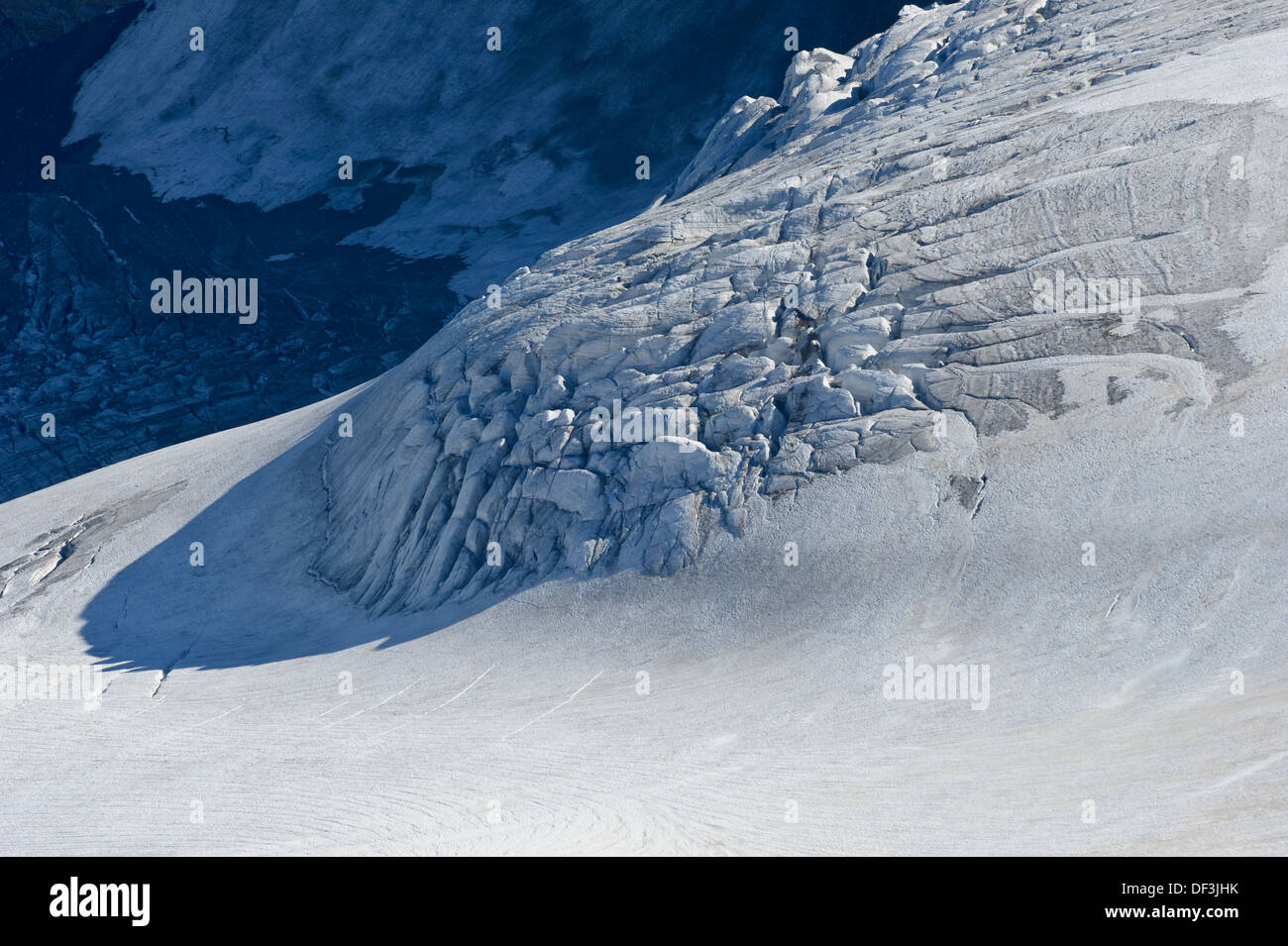 Nationalpark hohe Tauern: Der Pasterze-Gletscher am Großglockner wird zurückbehandelt. Der einst große Gletscher wird wahrscheinlich in wenigen Jahrzehnten verschwinden. Stockfoto