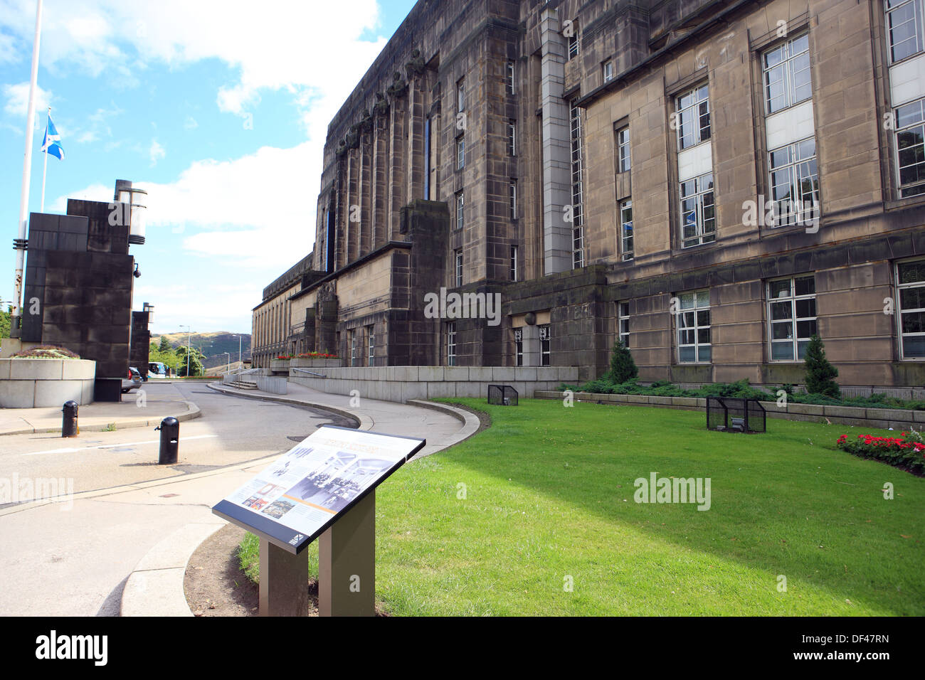 Art-Deco-Stil St Andrew House, das zentrale Gebäude der schottischen Regierung in Edinburgh Stockfoto Art-Deco-Stil St Andrew House, das zentrale Gebäude der schottischen Regierung in Edinburgh Stockfoto