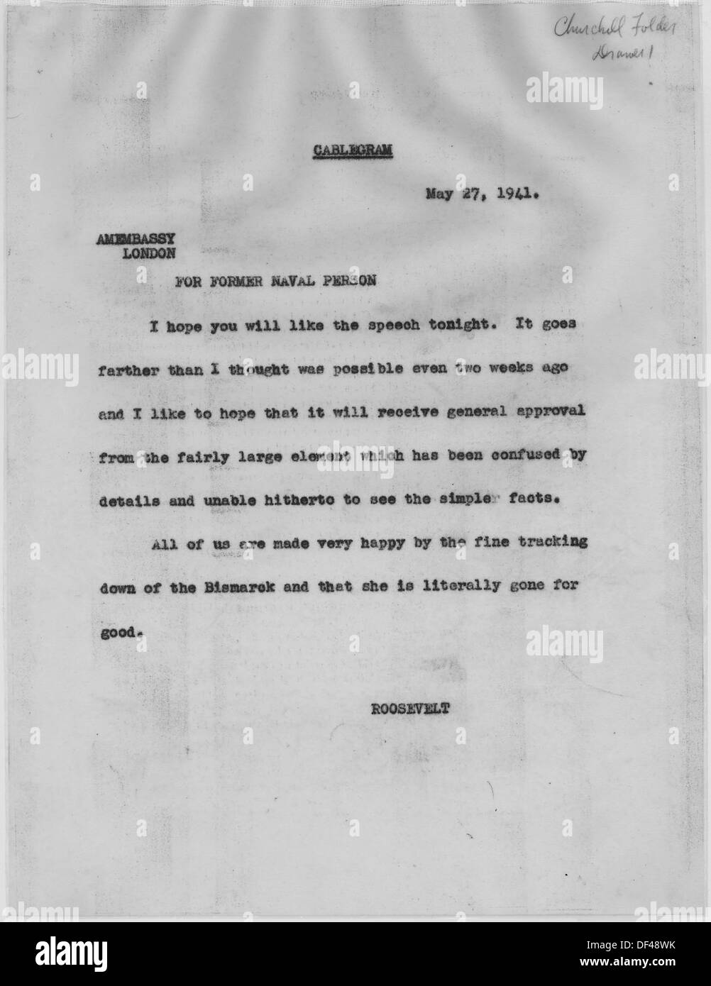 Dieses Foto zeigt eine Korrespondenz von Franklin D. Roosevelt an Winston Churchill im Jahr 1949. Das Bild ist Teil des historischen Archivs und hebt die diplomatischen Beziehungen zwischen den USA und Großbritannien hervor Stockfoto