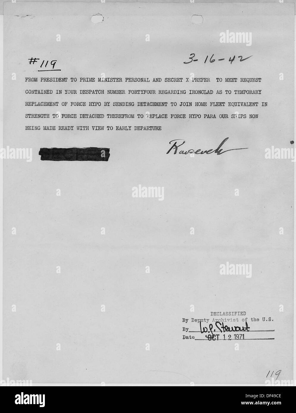 Ein Brief von Franklin D. Roosevelt an Winston Churchill, in dem die Korrespondenz zwischen dem US-Präsidenten und dem britischen Premierminister während des Zweiten Weltkriegs hervorgehoben wird. Stockfoto