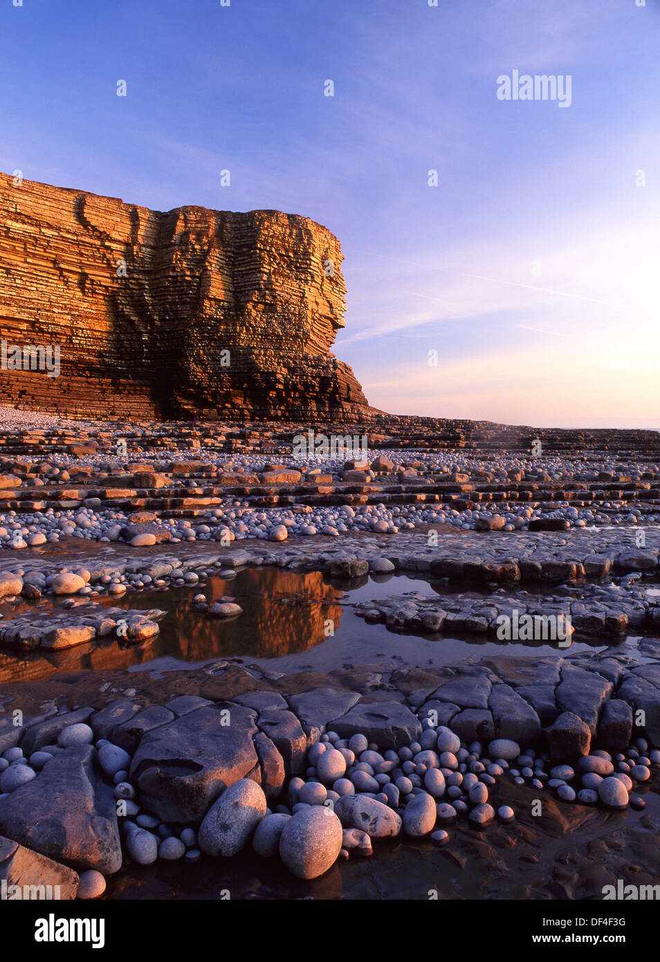 Nash Point Cliffs und Welle-Schnitt Plattformen Vale von Glamorgan Heritage Coast in der Nähe von Marcross South Wales UK Stockfoto