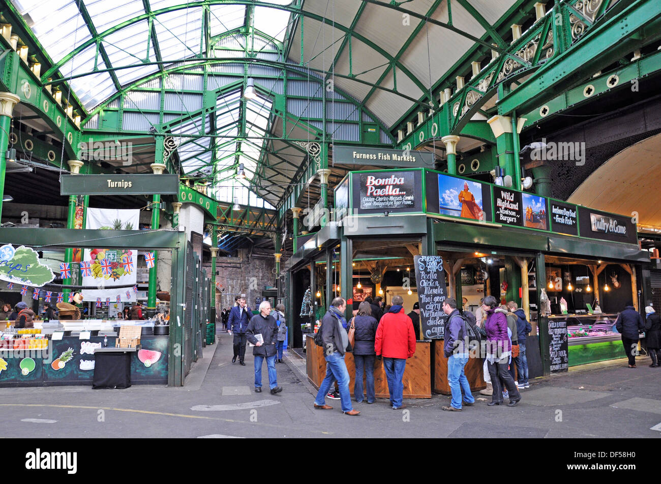 Borough Market (Londons berühmten lebensmittelmarkt von außergewöhnlicher Britische und internationale produzieren). England, UK. Stockfoto