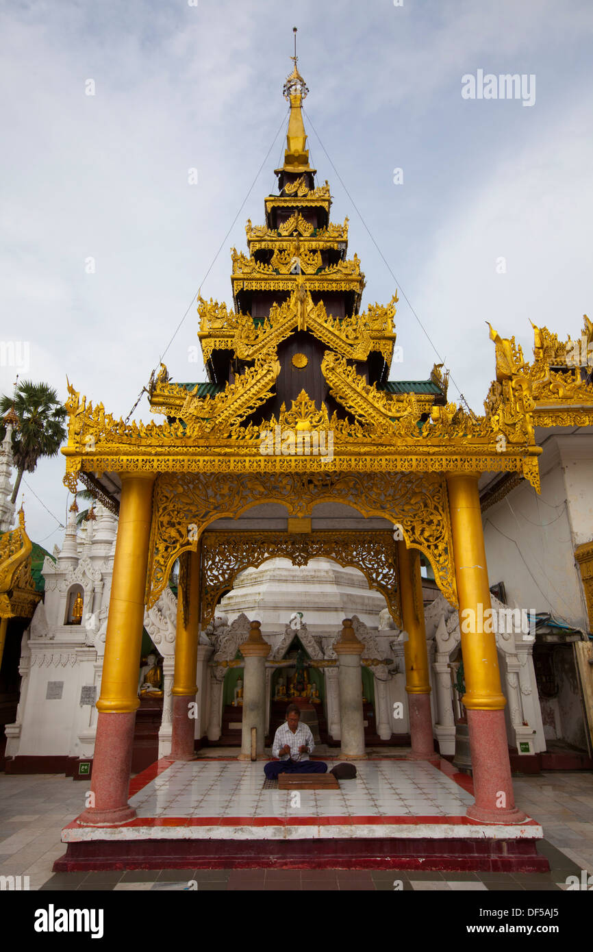 Shwedagon Paya in Norden zentralen Yangon, Birma. Stockfoto