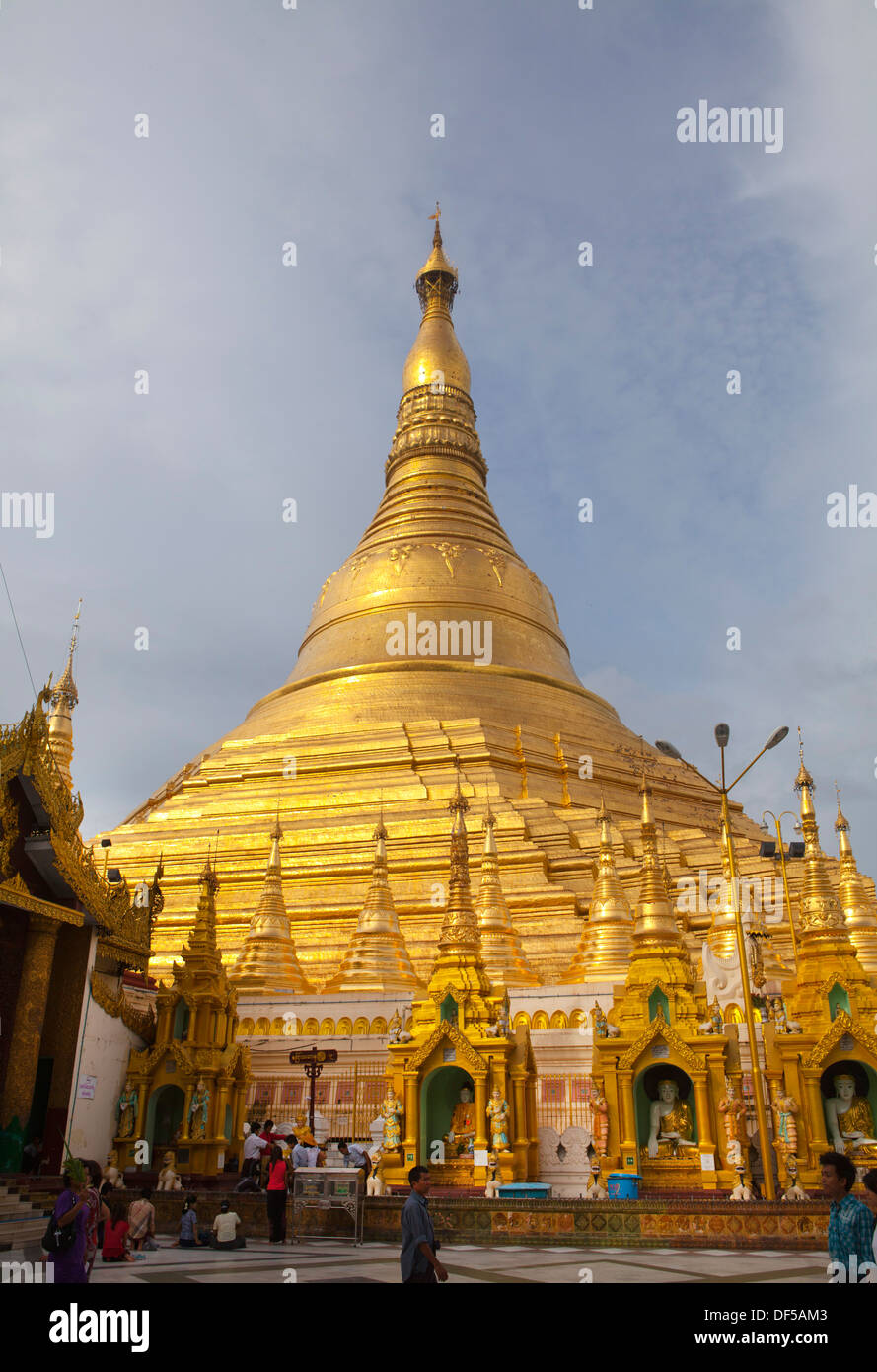 Shwedagon Paya in Norden zentralen Yangon, Birma. Stockfoto