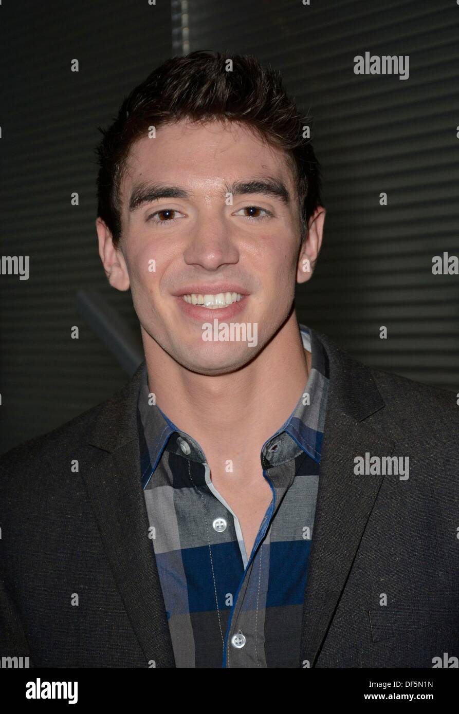 New York, NY. 27. September 2013. Steve Grand Teilnahme für Gay Country Music Star Steve Grand an XL, XL-Diskothek, New York, NY 27. September 2013. © Derek Sturm/Everett Collection/Alamy Live-Nachrichten Stockfoto