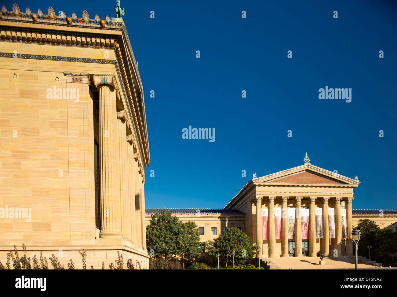 PHILADELPHIA MUSEUM DER KUNST (© TRUMBAUER & ZANTZINGER BORIE & MEDARY 1928) DOWNTOWN PHILADELPHIA PENNSYLVANIA USA Stockfoto