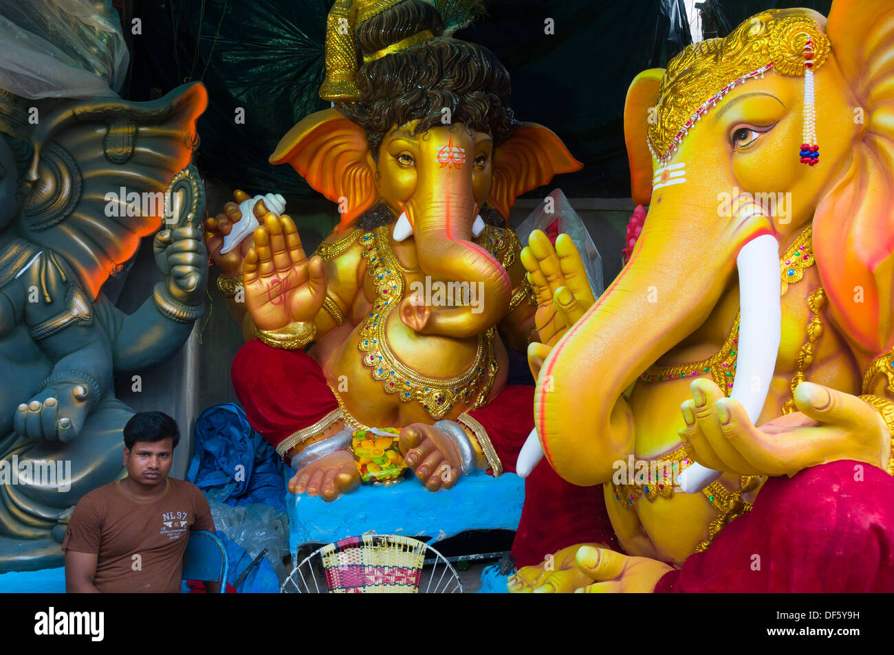 ganesha-ganpati-oder-elefantenkopf-lord-stockfotos-und-bilder-kaufen