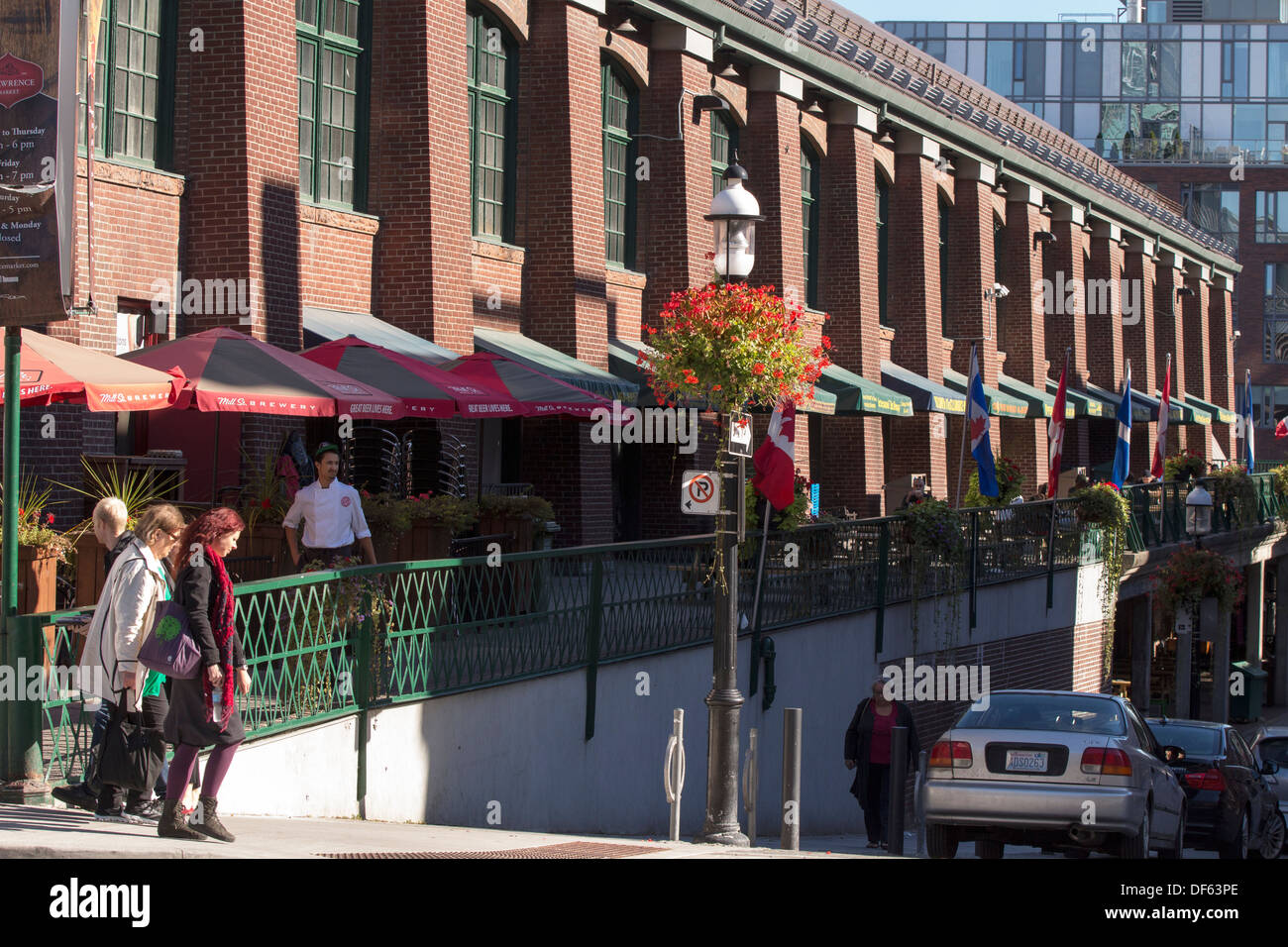 Westseite des St. Lawrence Market in Toronto gesehen von der Ecke vorne und Market Street Stockfoto