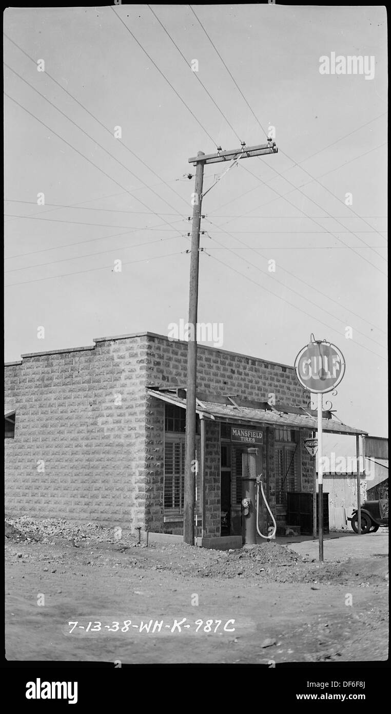 Mansfield-Reifen und Service-Station 280076 Stockfoto