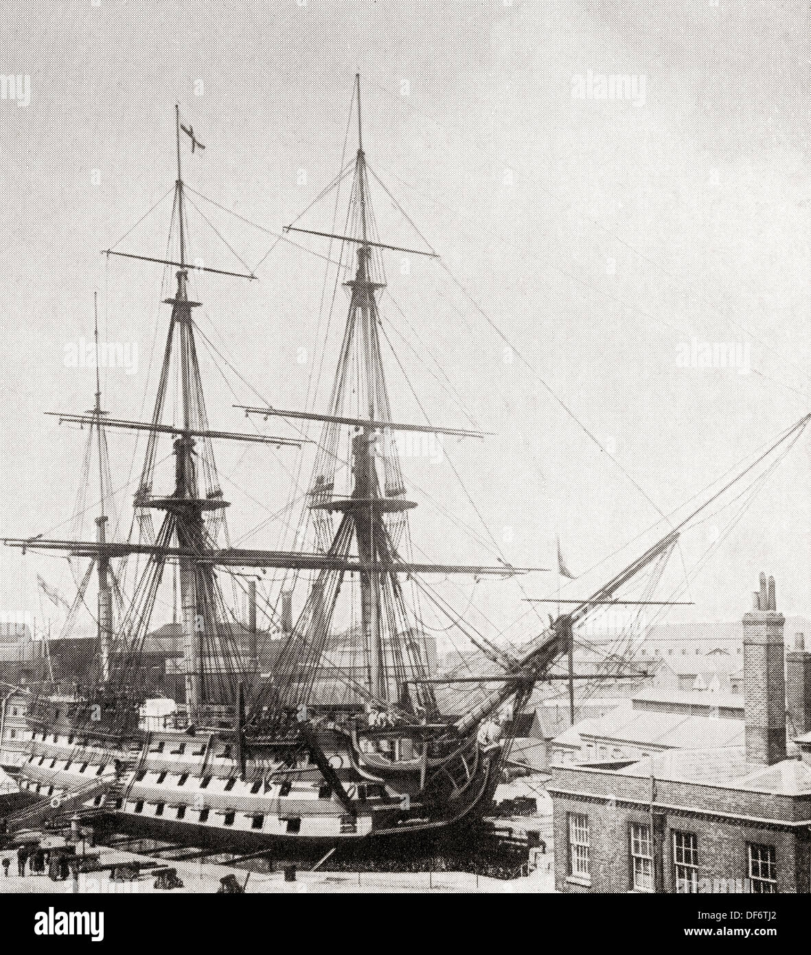 HMS Victory, Lord Nelsons Flaggschiff im Trockendock in Portsmouth, England im Jahr 1922 für die Wiederherstellung Stockfoto