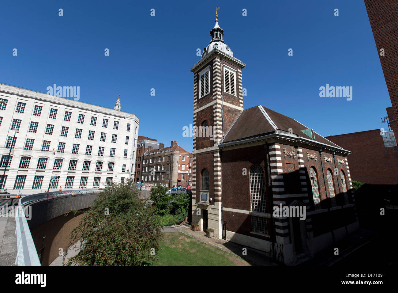 Die Kirche von St. Benet Paul's Wharf ein Christopher Wren building, London, England, UK. Stockfoto
