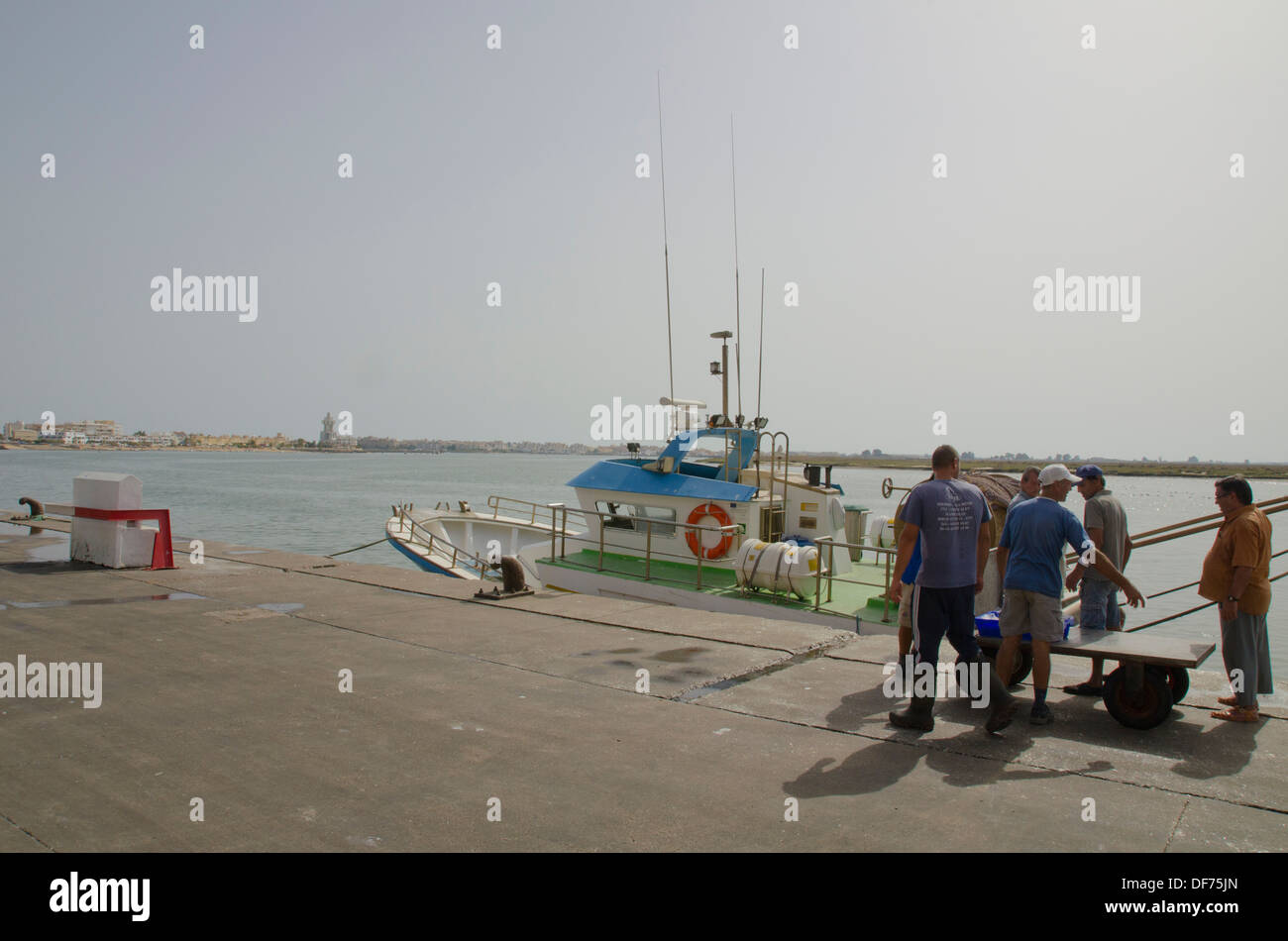 Europa, Spanien, Huelva Isla Cristina, Boot, Fishman, Landschaft, Meer. Stockfoto