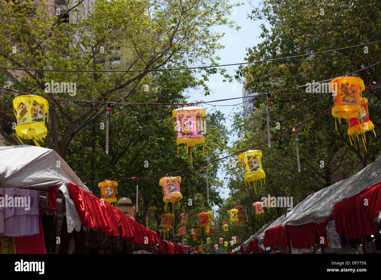 Dekoration Freiverkehr Singapur Stadt Asien Handel farbiges Papier handgefertigten Kunst Künstler künstlerische schaffen Schöpfung genießen Sie bunte n Stockfoto