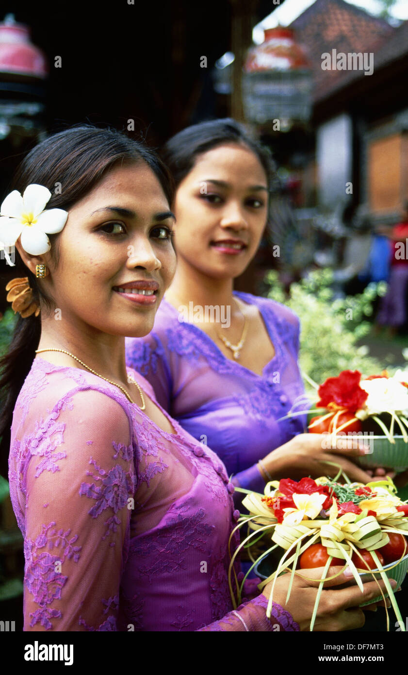Balinesischen Frauen  Ubud Indonesien  Stockfoto Bild 