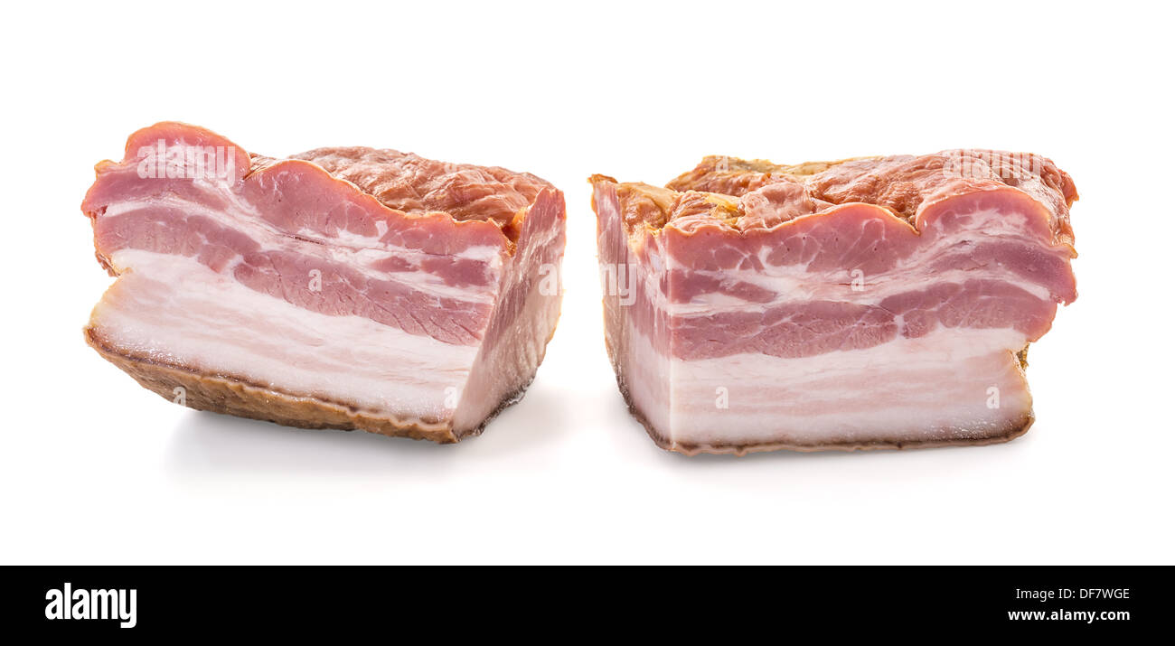 Nahaufnahme von zwei großen schneidet der Smoked Bacon over White Background, flachen Fokus, horizontale erschossen Stockfoto