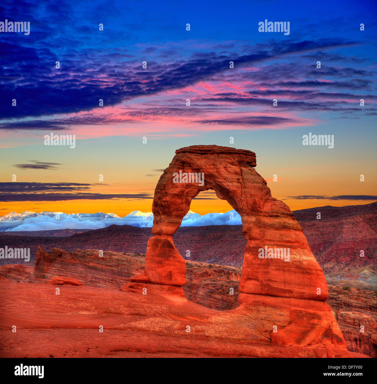 Arches Nationalpark Delicate Arch Sonnenuntergang in Moab Utah USA Passepartout Stockfoto