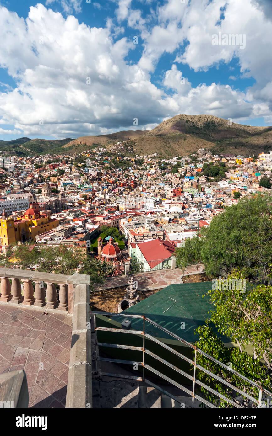 Luftbild Stadt Vista des 16. Jahrhundert historischen Viertels von Guanajuato, Mexiko. Stockfoto
