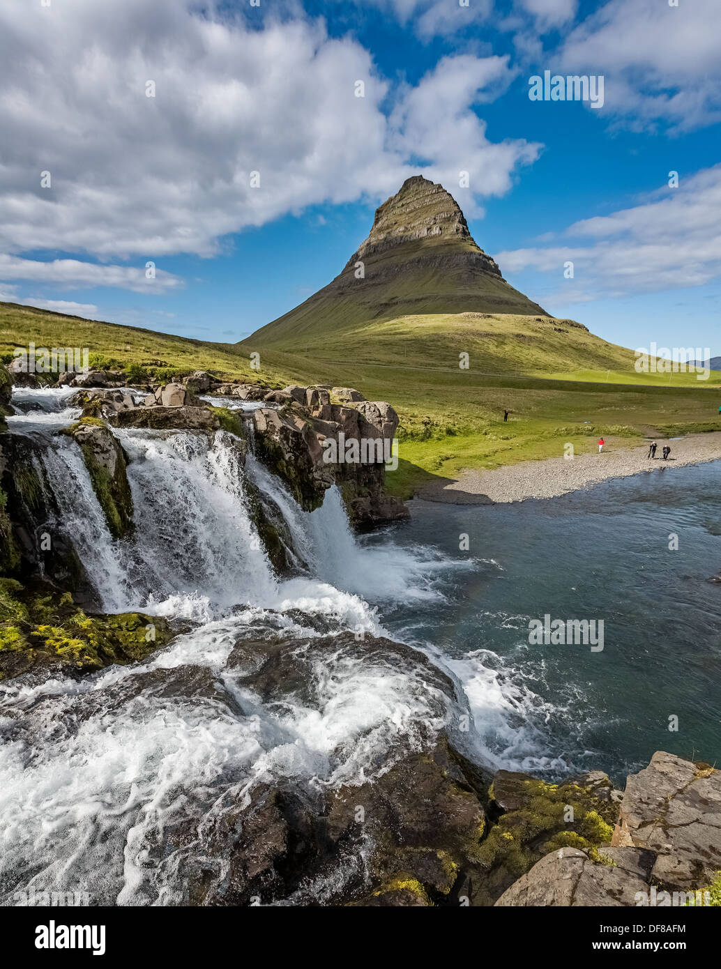 Berg Kirkjufell Fotos Und Bildmaterial In Hoher Aufl sung Alamy berg-kirkjufell-fotos-und-bildmaterial-in-hoher-aufl-sung-alamy
