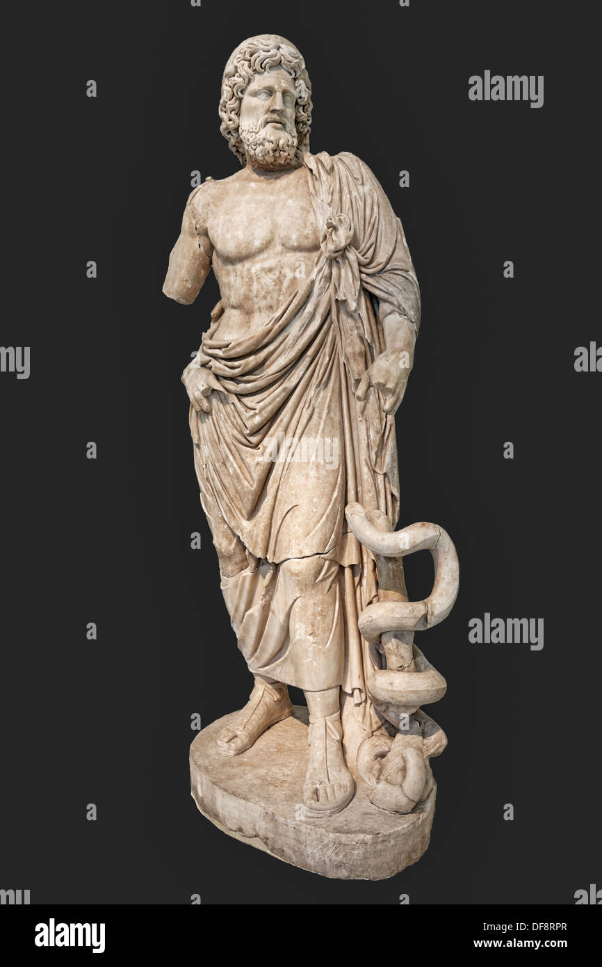 Marmorstatue des Gottes Asklepios (160 n. Chr.) im National Museum, Griechenland Stockfoto